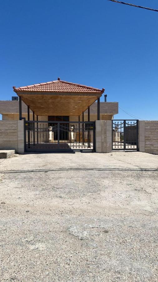 Laura'S Modern Villa Madaba Extérieur photo